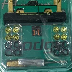 M2 1978 Dodge Adventurer 150 Custom Chase